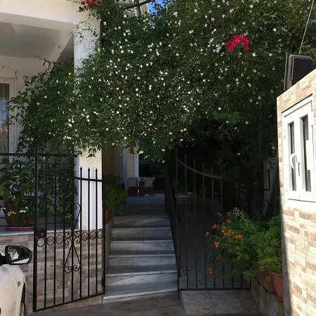 Apartament Captain Georgio Poros (Kefalonia)