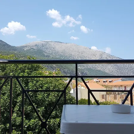 Captain Georgio Lejlighed Poros (Kefalonia)