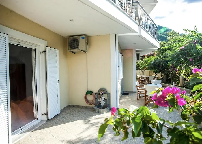 Captain Georgio Apartment