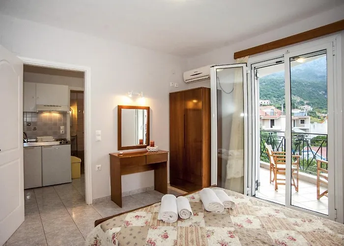 Captain Georgio Apartment